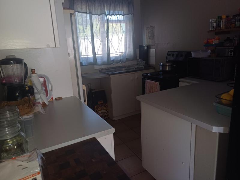 2 Bedroom Property for Sale in Grassy Park Western Cape